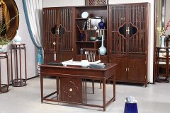 新中式家具想要家居變得美，角落工藝品最能加